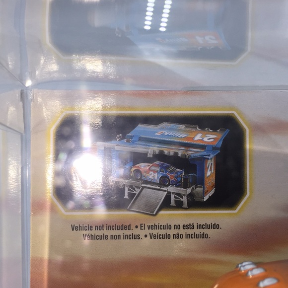 Disney Pixar Cars Speedy Comet’s Hauler Transport Truck Blinkr 21 Mattel Toy - Picture 4 of 14